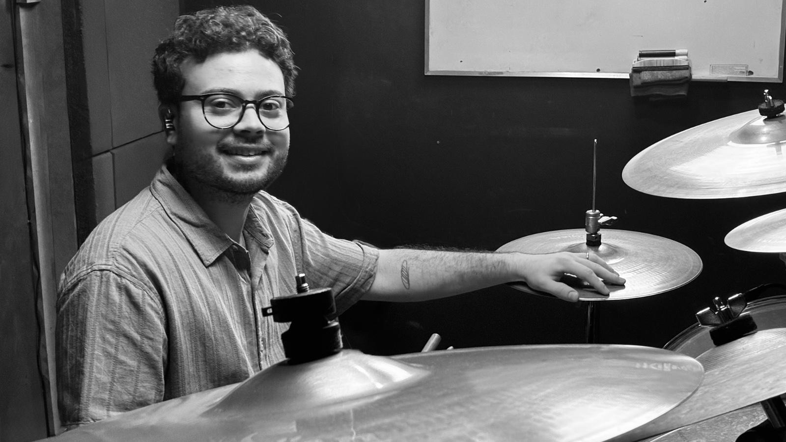 Vinícius Azevedo Baterista